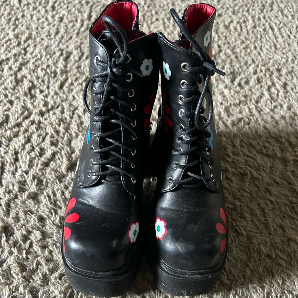 Lamoda floral ankle boots